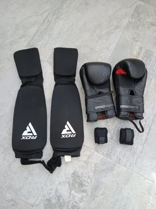 Kit Boxeo RDX: Guantes, Vendas y Protectores