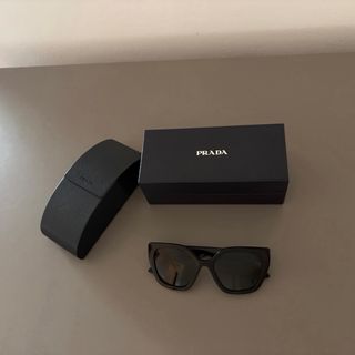 Occhiali da sole Prada