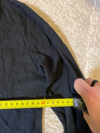 Camiseta Desigual Negra con Estampado Floral