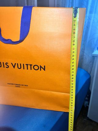 Bolsa y caja Louis Vuitton naranja