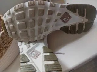 Deportivas Nike Air rosa palo y beige