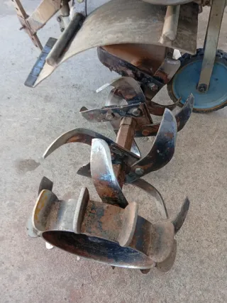 Motoazada VH./ PIVA Mula mecanica