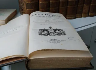 Historia Universal de César Cantú