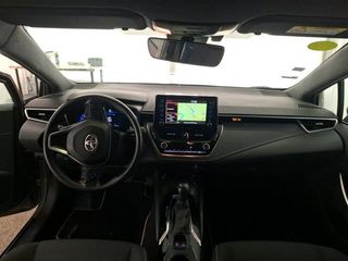 Toyota Corolla 1.8 HYBRIDE 122H E-CTV DYNAMIC