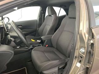 Toyota Corolla 1.8 HYBRIDE 122H E-CTV DYNAMIC