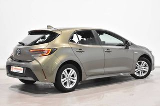 Toyota Corolla 1.8 HYBRIDE 122H E-CTV DYNAMIC