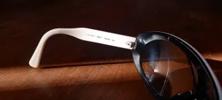 Gafas de sol Versace negras y blancas