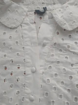 Camisa Naf Naf blanca bordada