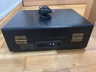 Tocadiscos Vintage Trynnay Negro/Dorado