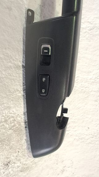 MANDO ELEVALUNAS DELANTERO DERECHO KIA SPORTAGE (2)