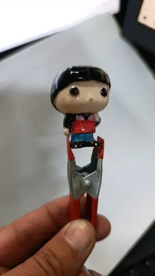 Figura Kinder Joy Stranger Things