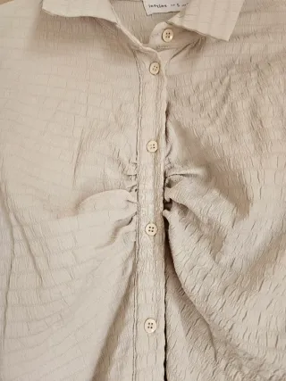 Conjunto dos piezas beige y multicolor