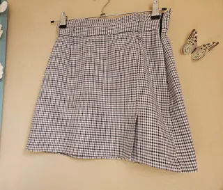 Conjunto dos piezas beige y multicolor