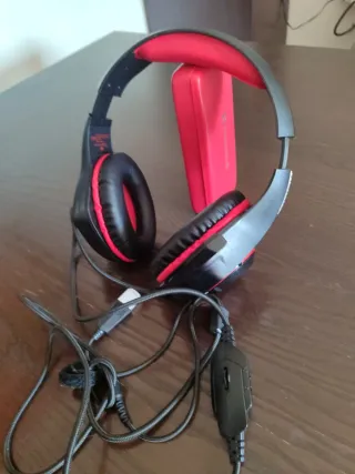 Controller Xbox Series + Cuffie + Call of Duty 4