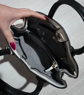 Borsa Carpisa bianca e nera