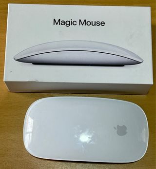 MacBook Air 13 2017 + Accesorios. Perfecto estadO