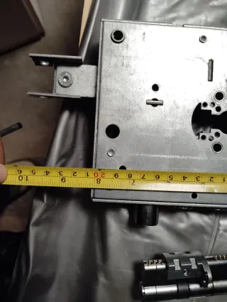 Cerradura alta seguridad con 5 llaves