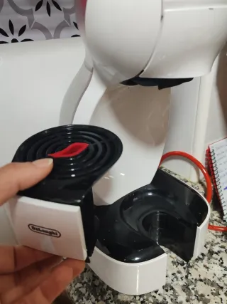 Cafetera Dolce Gusto Delonghi