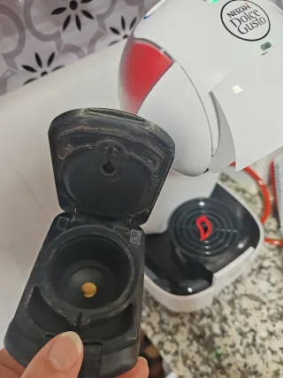Cafetera Dolce Gusto Delonghi