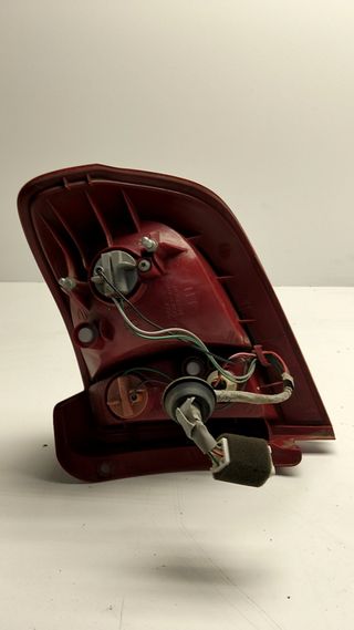 PILOTO TRASERO IZQUIERDO HYUNDAI GETZ (TB)