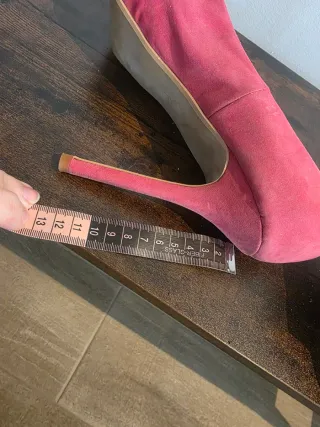 Zapatos de tacón rosa