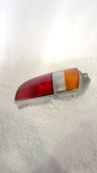 PILOTO TRASERO DERECHO HYUNDAI ATOS (MX)
