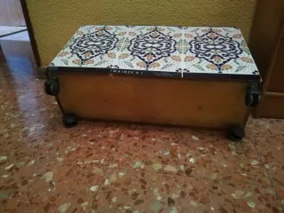 Jardinera de azulejo con ruedas