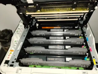 Stampante multifunzione Brother MFC-L3750CDW