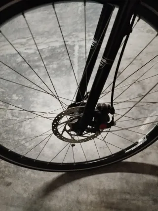 Bicicleta Eléctrica Kona Negra