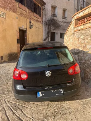 Volkswagen Golf 2004
