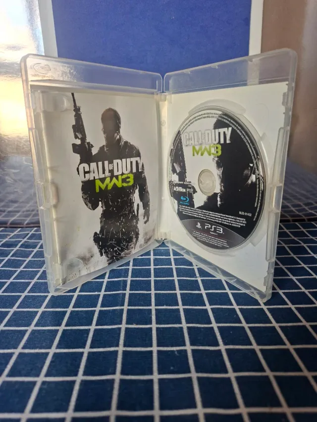PS3 CALL OF DUTY MODERN WARFARE III MW3 ORIGINAL