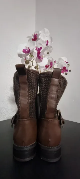 Botas marrones de mujer