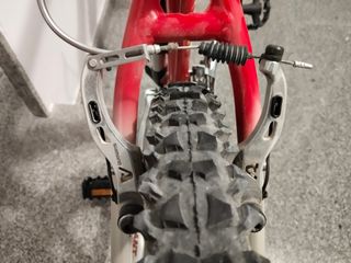 Bicicleta de Montaña CAMUANT Roja