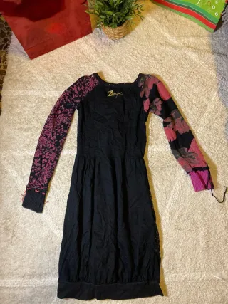 Vestido Desigual Negro y Rojo