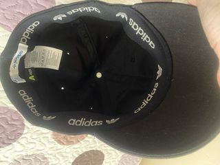 Gorra Adidas con brillantes
