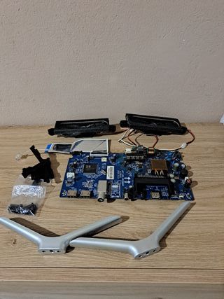 Scheda madre TV LED32h60 e accessori