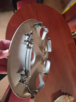 1 Tapacubo DACIA 16"