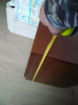 Mesita de noche Ikea marrón