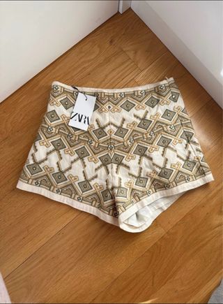 Zara Shorts Bordados Espejos Talla S