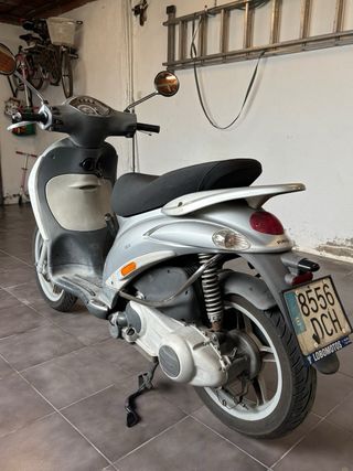 Piaggio liberty 125