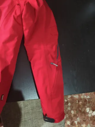 Chaqueta Trangoworld Roja (sin capucha)