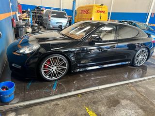 Porsche Panamera turbo 500cv PDK