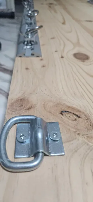 CAMPER Repisa de madera con anclajes