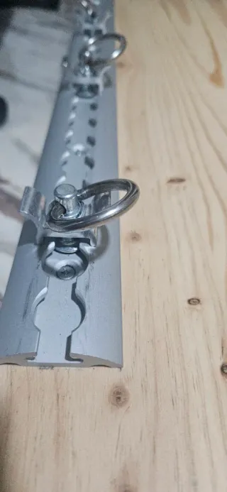 CAMPER Repisa de madera con anclajes