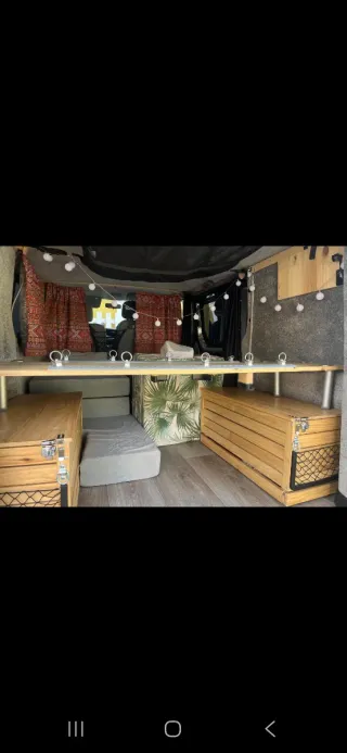 CAMPER Repisa de madera con anclajes