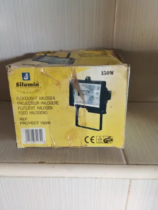 Foco Halógeno 150W Negro/Plateado Sin la bombilla