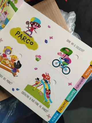 Lotto giochi bimbo: Cat, scavatore, jeep e altri