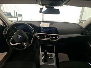 BMW Serie 3 330e