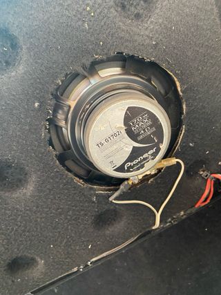 Bandeja Trasera Citroen Saxo con Altavoces Pioneer