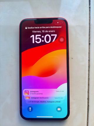 iPhone 13 Rojo muy bien cuidado 91% de bateria